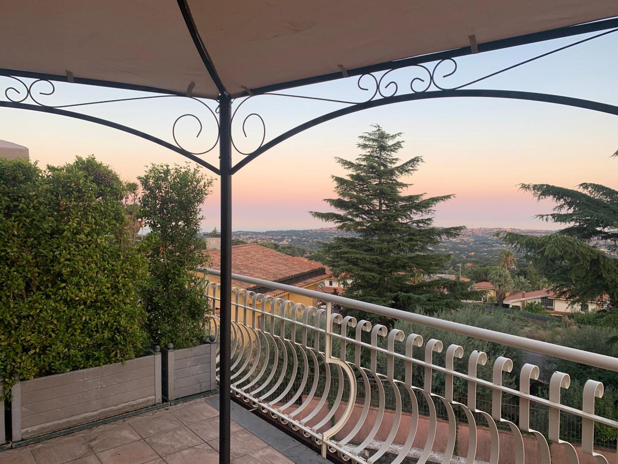 Etna Royal View Trecastagni Quarto foto